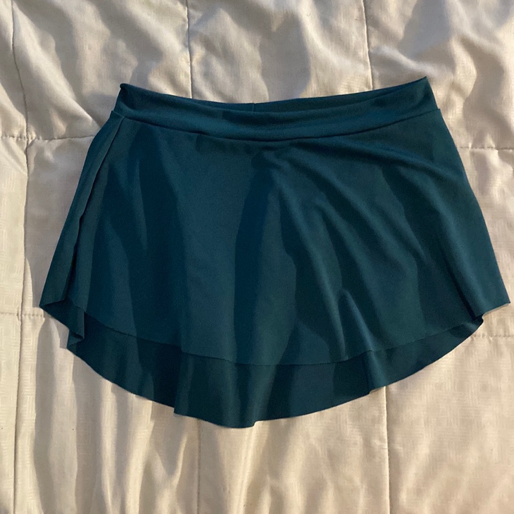 Eurotard skirt (bullet point)